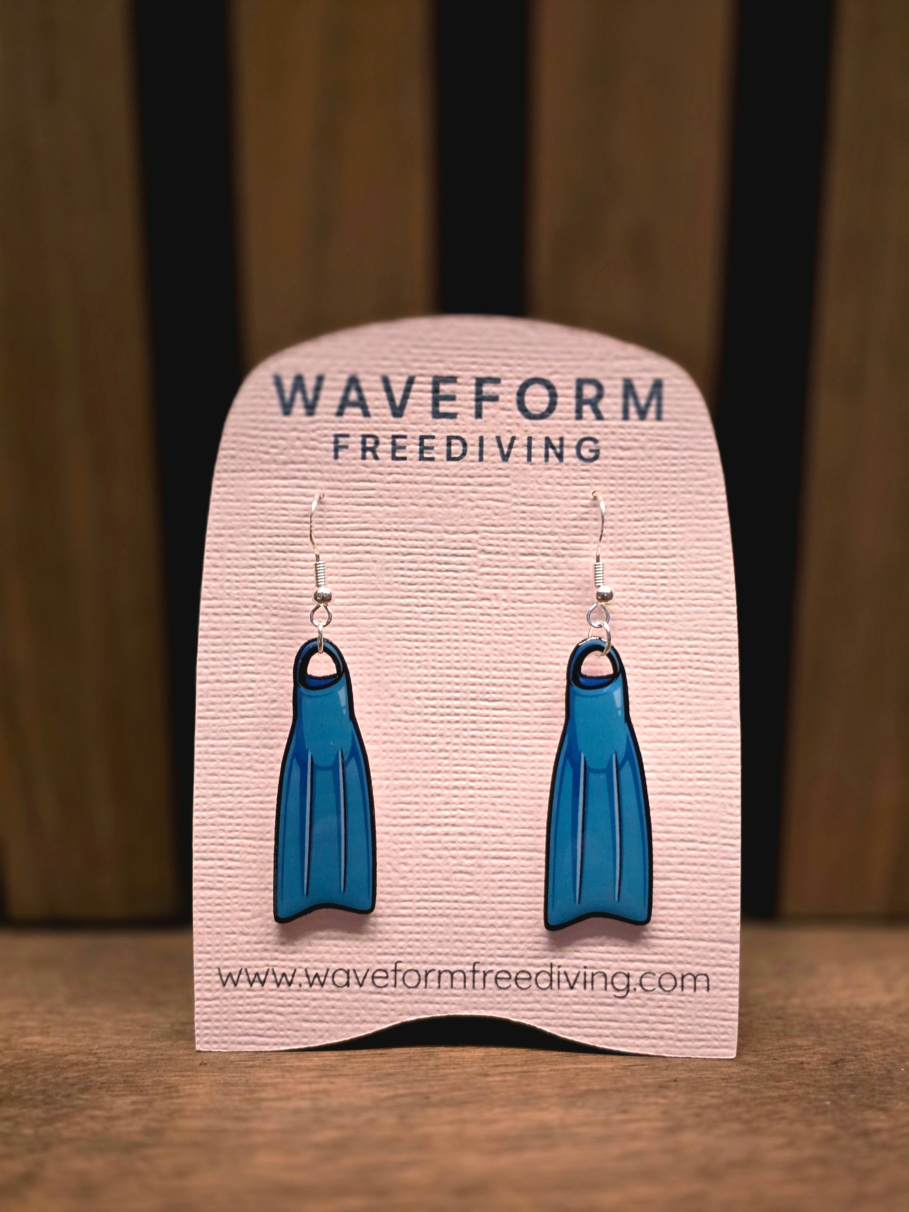 WearForm Bi-fin Dangle Earrings